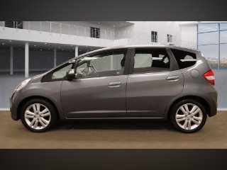 /photos/10622/753d22fe-7af9-4246-8529-18cb37c9e120_i320x240.jpg