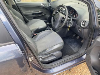/photos/10622/823b1b02-4bc2-44d2-9c3b-65fca1d37eab_i320x240.jpg