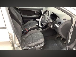 /photos/10622/93c26dd1-6b95-48fc-a267-4f8fe09ba18c_i320x240.jpg